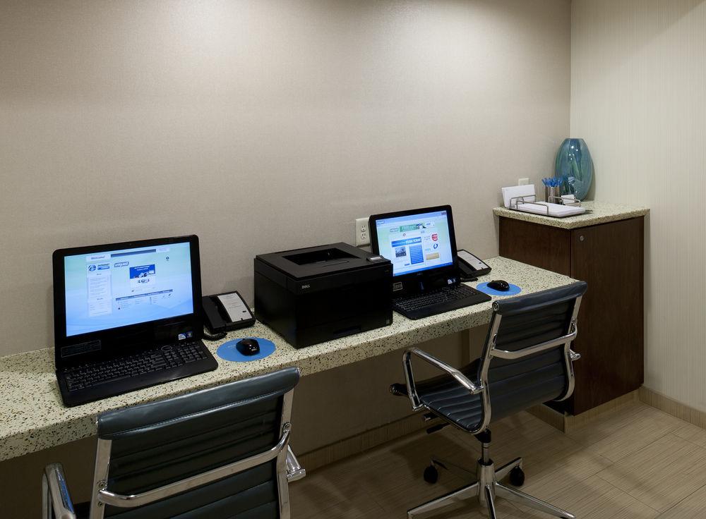Springhill Suites Alexandria Southwest Экстерьер фото