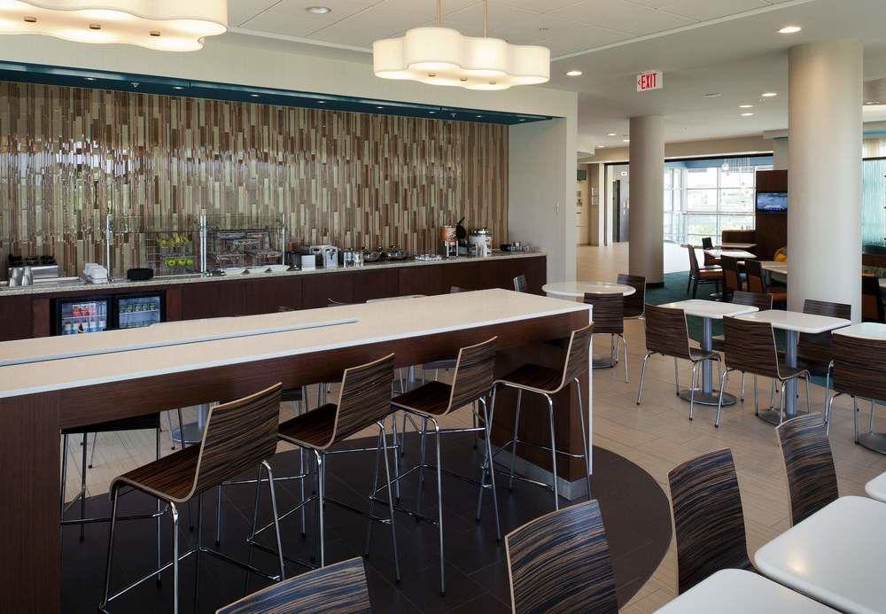 Springhill Suites Alexandria Southwest Экстерьер фото