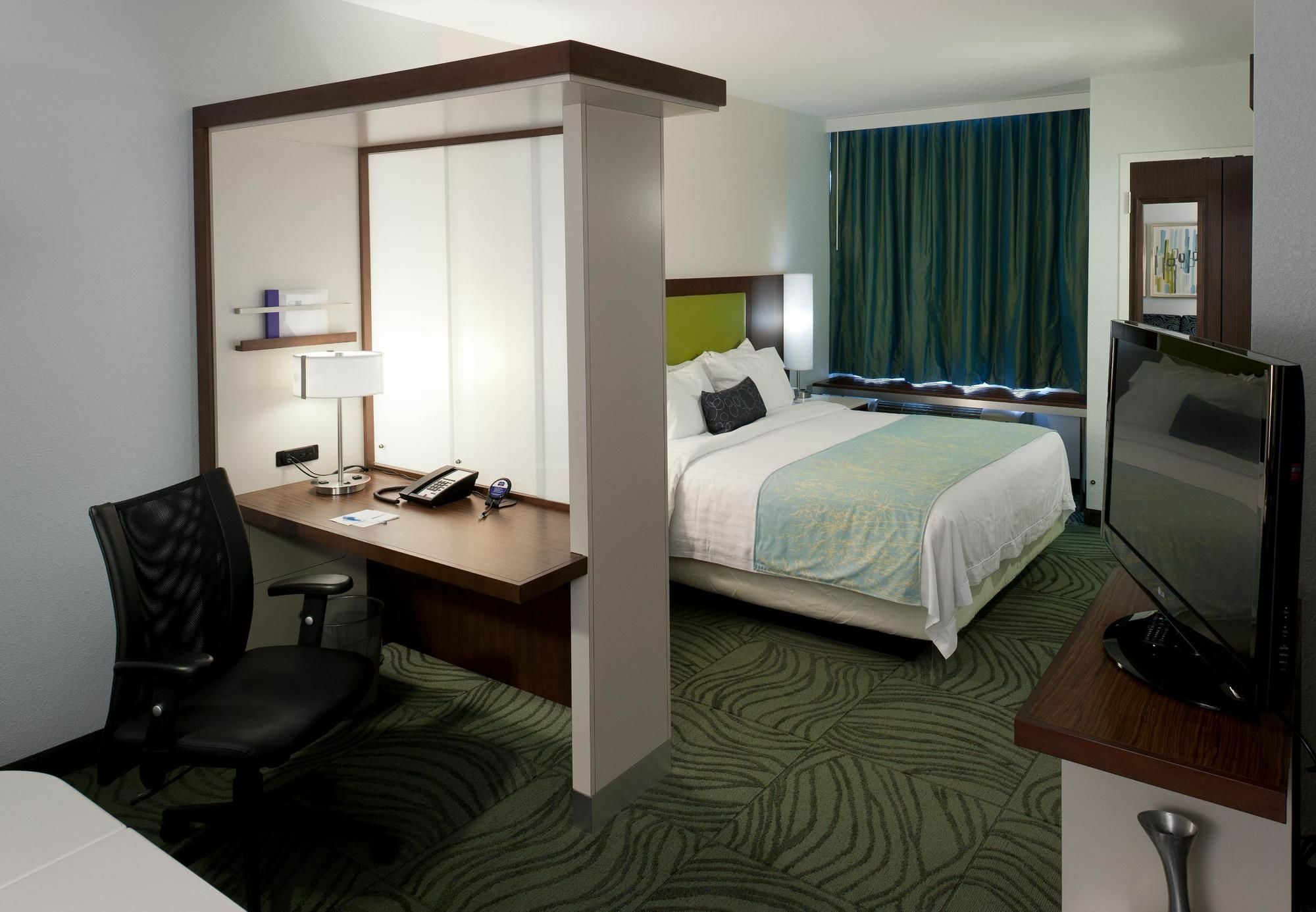 Springhill Suites Alexandria Southwest Экстерьер фото